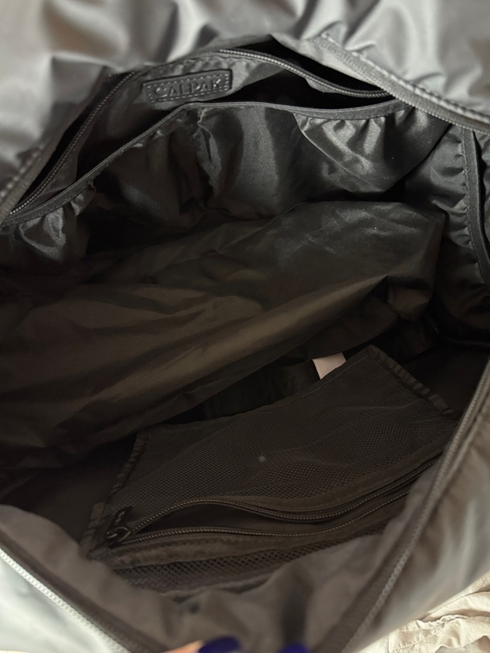 Calpak Luka Duffel in matte black - Picture 4 of 4